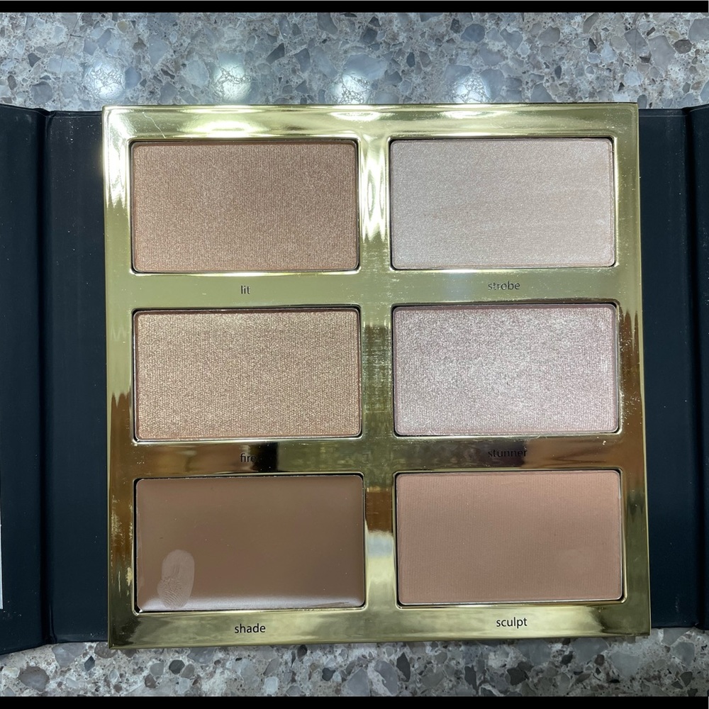 Never used Tarte pro glow contour palette